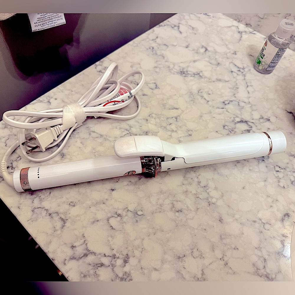 T3 Hair Curling Iron Tool in White